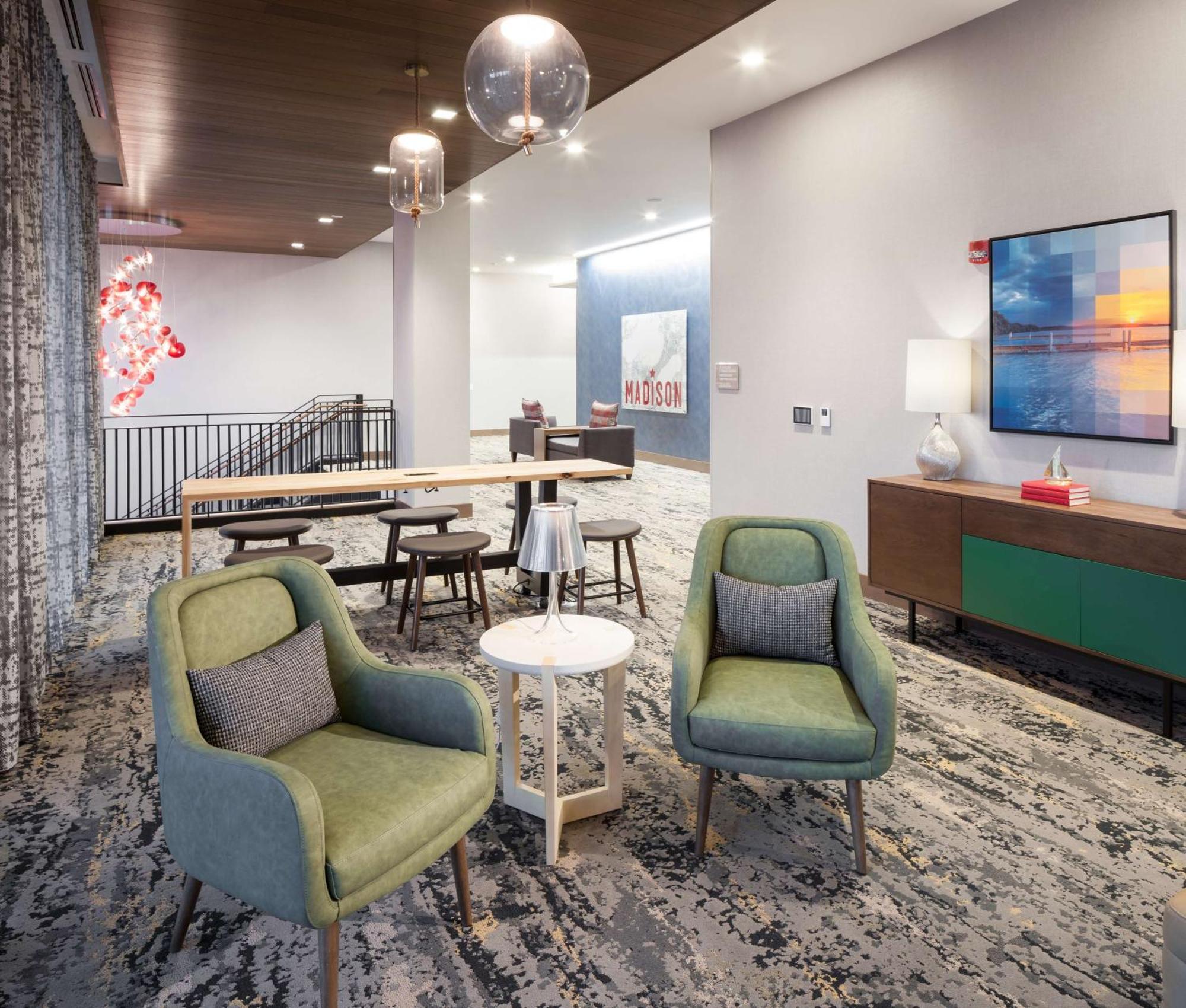 Hilton Garden Inn Madison Downtown, Wi Bagian luar foto