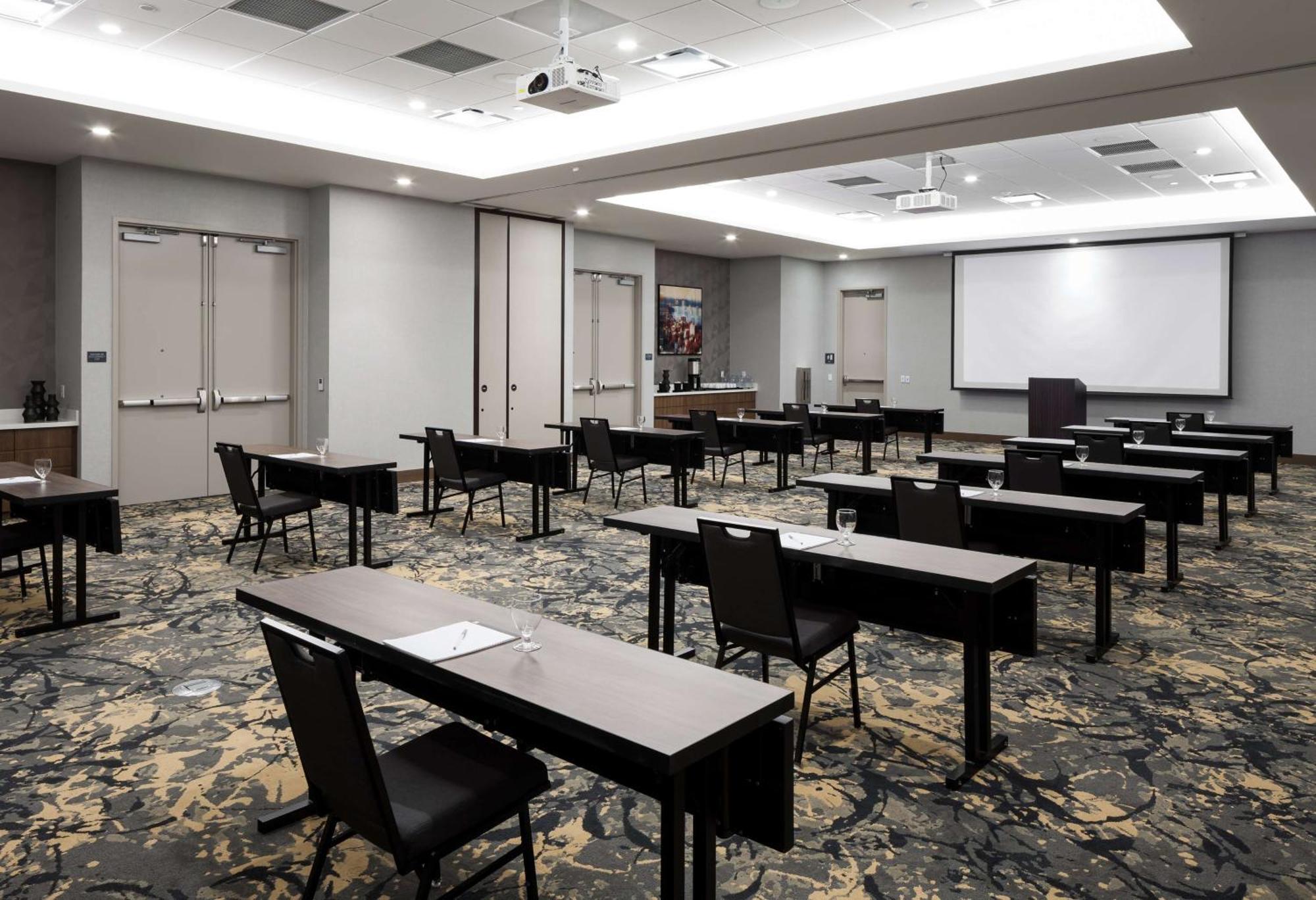 Hilton Garden Inn Madison Downtown, Wi Bagian luar foto