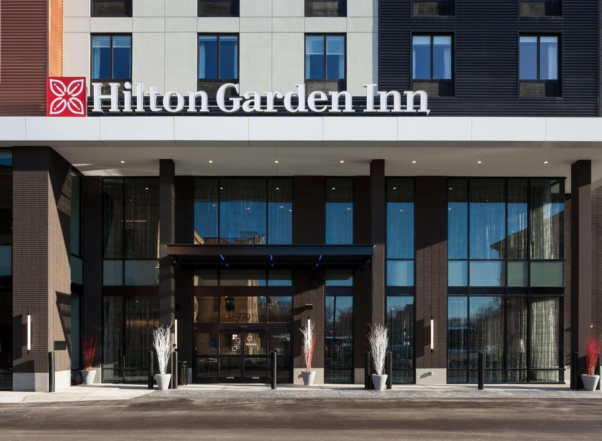 Hilton Garden Inn Madison Downtown, Wi Bagian luar foto